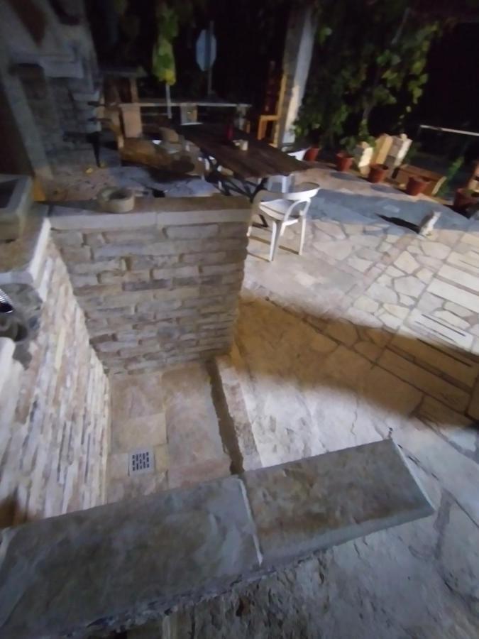 Stonemakers Hide Villa Karyotikon Exterior photo