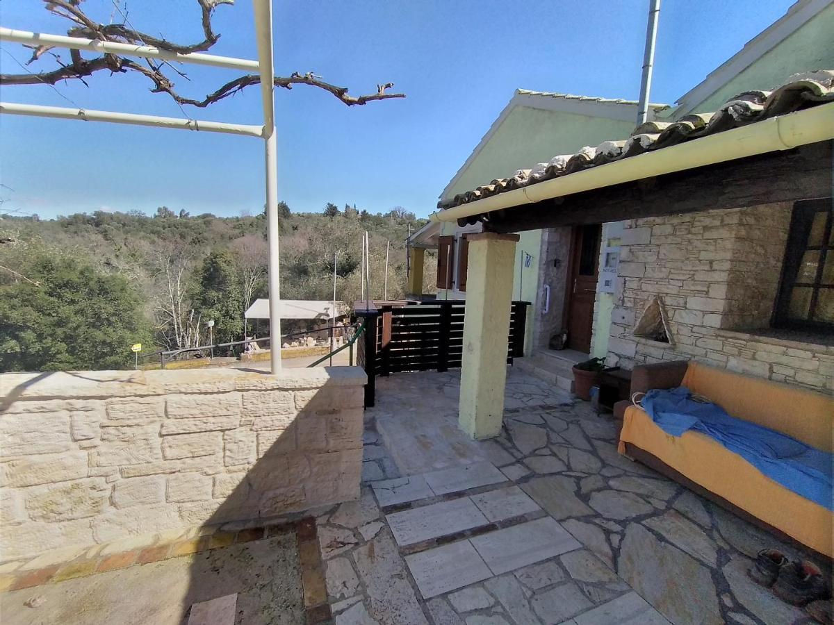 Stonemakers Hide Villa Karyotikon Exterior photo